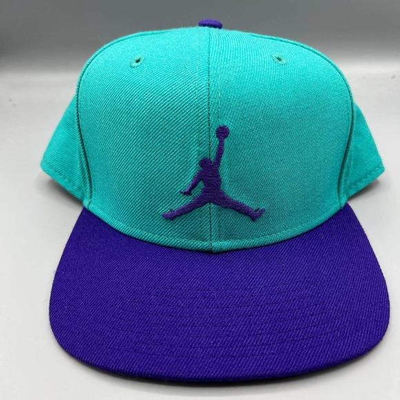 Jordan Other - Air Jordan True‎ Hat Men Blue Purple Embroidered Logo Jumpman Snap Back Cap